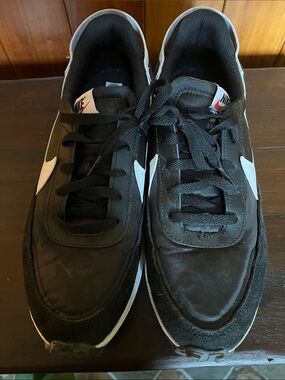 Nike Black and White Low-Top Sneakers